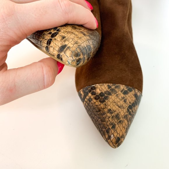 Anthropologie brown cognac pointy toe kitten heel snakeprint suede bootie 9.5 - Picture 7 of 8